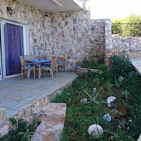 Villa Το Πετρινο Agia Marina Mikrolimanou Exterior foto