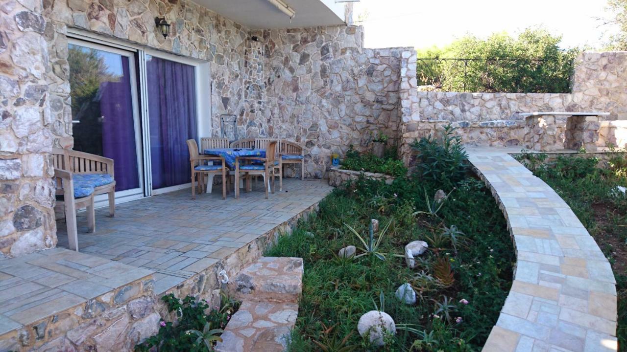 Villa Το Πετρινο Agia Marina Mikrolimanou Exterior foto